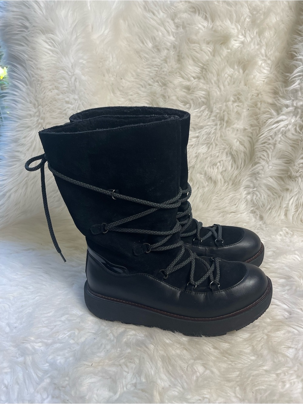 Fitflop Skandi Sherpa lined Black Suede & Leather Lace-Up Winter Boots SZ10